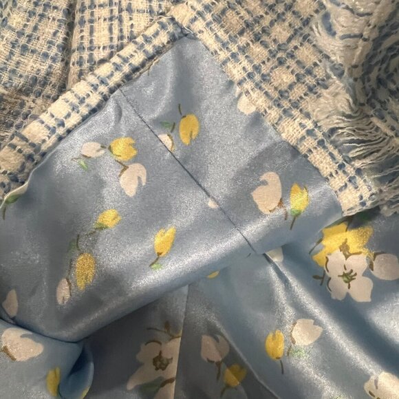 Women's Beautiful Spring Fashion Instinct Blue & White Tweed Blazer, Size 8 - Picture 8 of 10